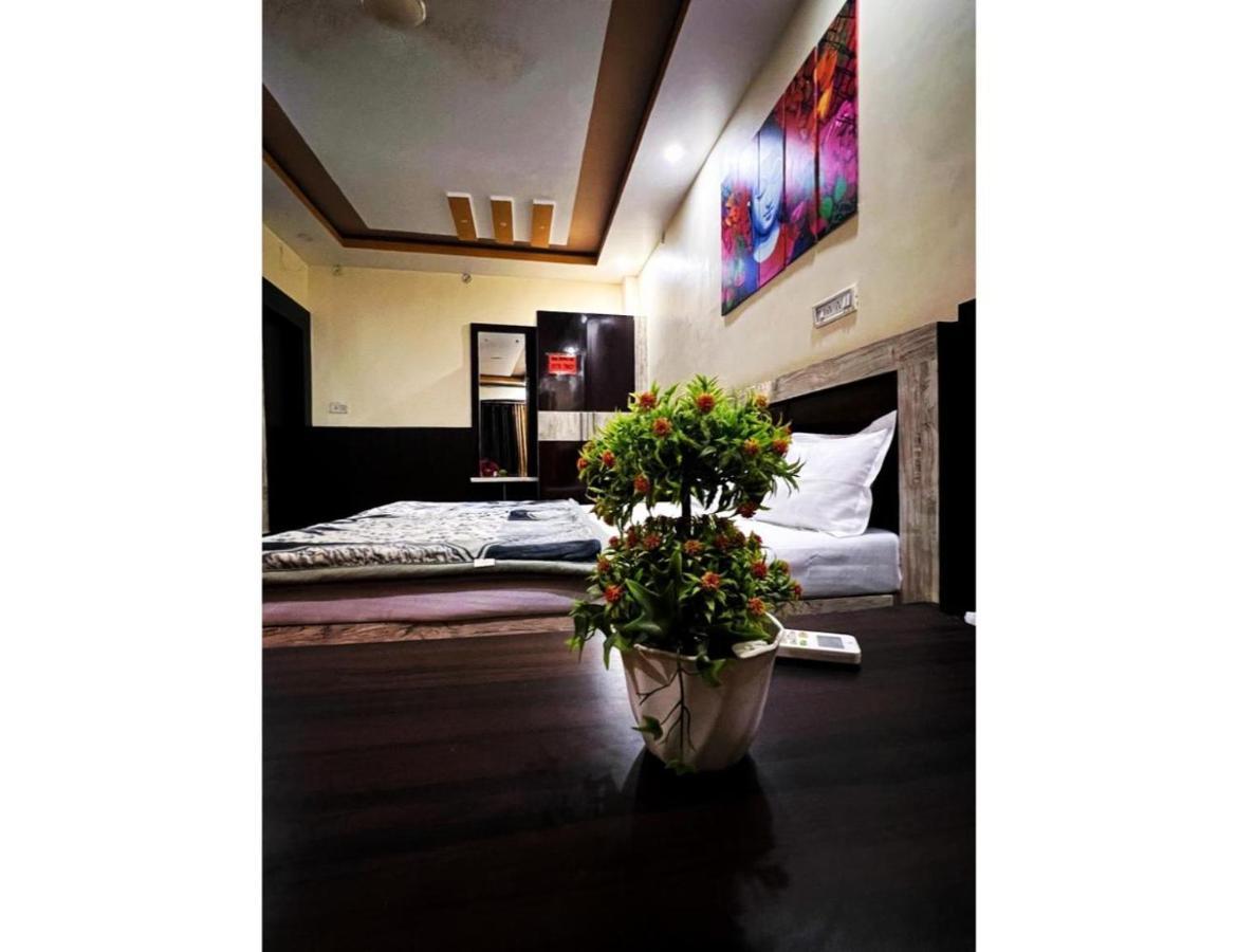 Hotel Preeti,Lalitpur Экстерьер фото