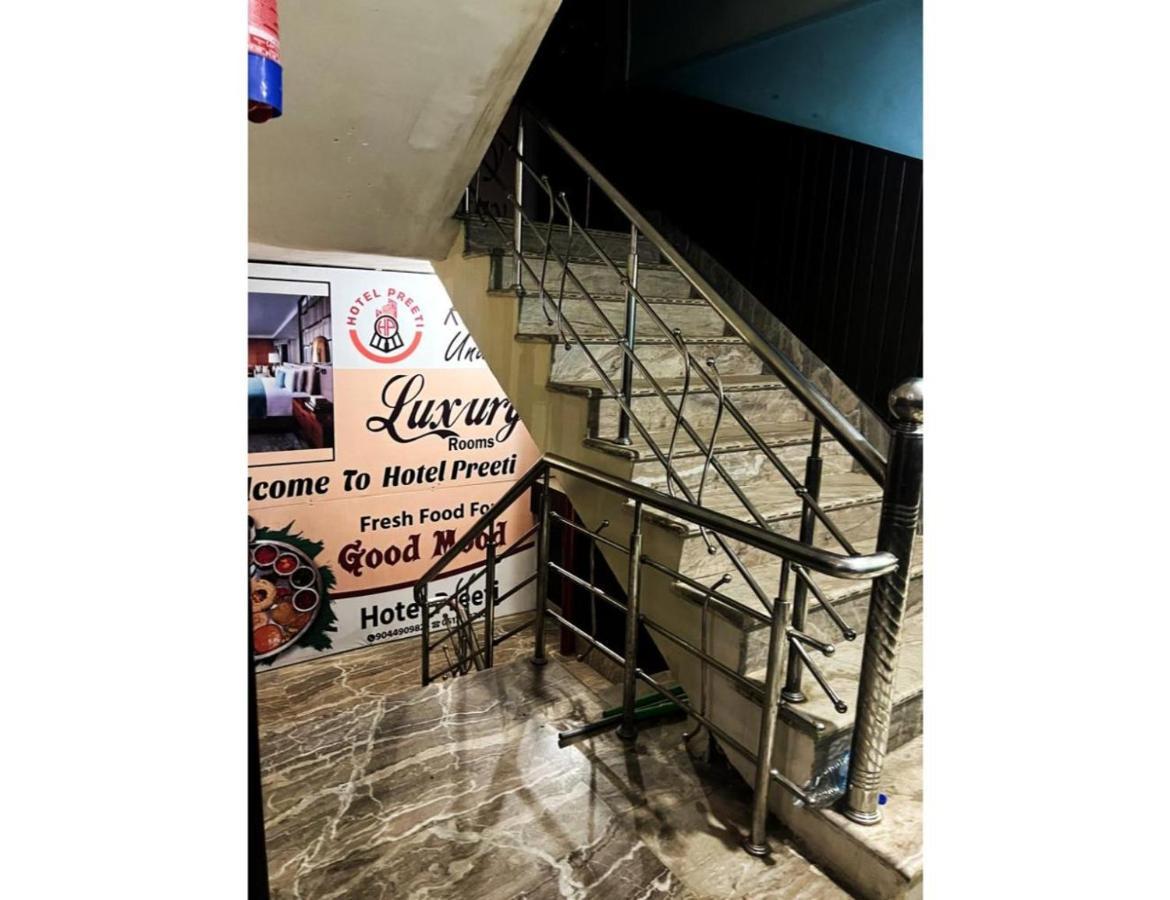 Hotel Preeti,Lalitpur Экстерьер фото